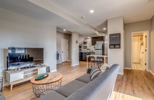 Briargate Maison | Family-Friendly - Cozy Modern - Convenient - USAFA - Air Force Academy