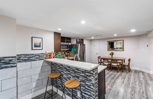 Alta Vista Area Maison | Family Friendly 2bd 1ba, close to 70 exit in Arvada, CO.