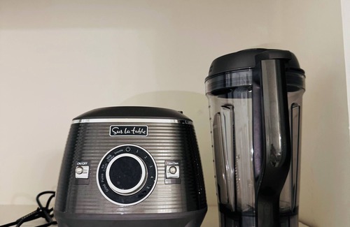 Palestine Maison | Family-Friendly 3BR Home 4 Beds + Yard Only 5 Min to Hospital in Palestine