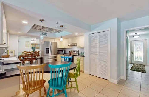 Palma Sola Maison | Family-Friendly 4BR Renovated Pool, Games, Grill Near Manatee River