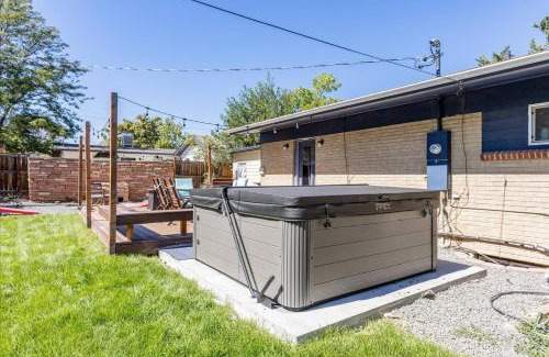Arvada Plaza Area Maison | Family-friendly 5br W Patio & Games