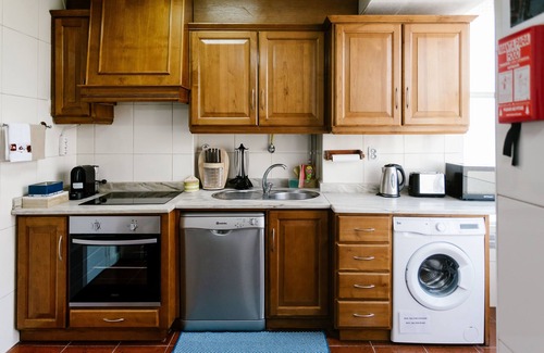 Oliveira do Castelo Appartement | Appartement familial en centre ville avec parking, wifi, climatisation.