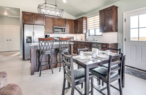 Ponca City Appartement | Family-Friendly Apt w/ Lake Views in Ponca City!