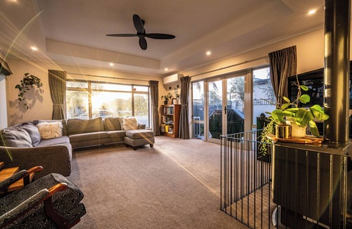 Papamoa Beach Maison | Family Friendly Aquatic Lovers Dream in Papamoa Beach