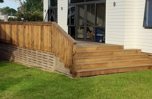 Whangapoua Maison | Family Friendly Bach