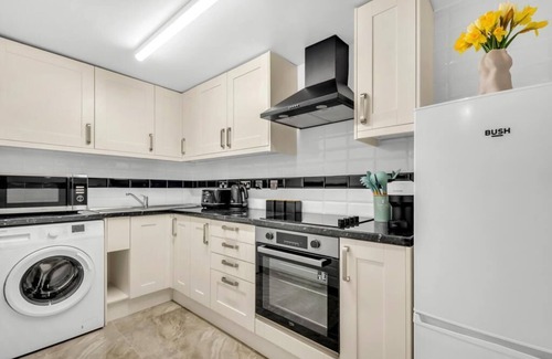 Haverstock Appartement | Family Friendly, Camden Town basement Apartment - 10mins from Camden Market