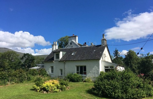 Dalmally Cottage | Ferme de caractère traditionnelle donnant sur le Loch Awe et Ben Cruachan