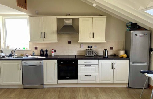 Greencastle Maison | Family friendly Greencastle home in a safe gated compound close to beaches