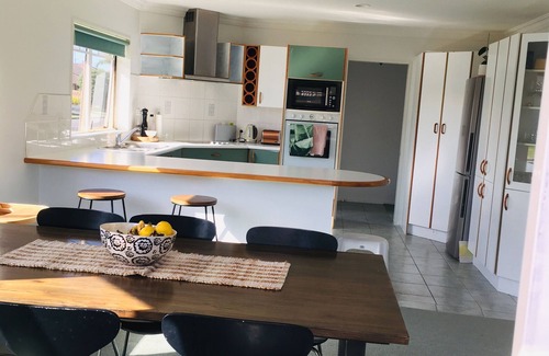 Papamoa Beach Maison | Pour toute la famille, loin de chez vous