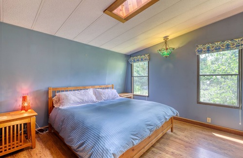Covington Maison | Nouvelle Liste! Accueil Familial w / Cuisine Complète, Wifi Gratuit, Foyer et Creek!