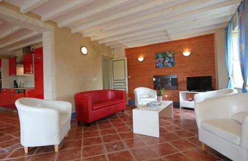 Feings Cottage | Maison familiale avec jardin clos, jeux extérieurs, wifi et tout confort au cœur du Parc du Perche