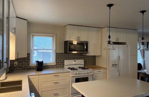 Three Rivers Cottage | Family Friendly Lakefront Cottage avec Breathtaking Sunsets