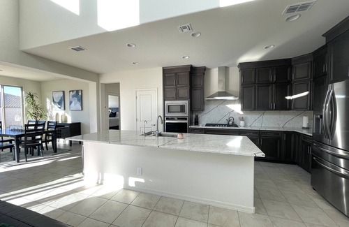 Glendale Maison | Family Friendly Luxury stay