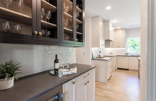 Westport Maison | Family Friendly, Modern and Spacious 5-bedroom house in marvelous Westport, CT!