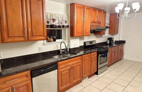 Cheverly Maison | Family-friendly neighborhood, close to DC/Fedex stadium