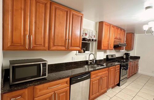 Cheverly Maison | Family-friendly neighborhood, close to DC/Fedex stadium