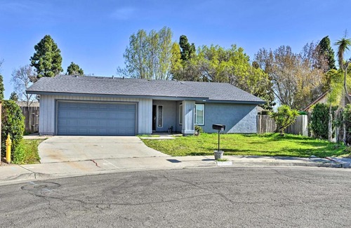 North Valley Maison | Family-Friendly Oceanside Home 5 Mi to Beach