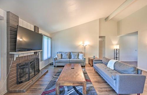 North Valley Maison | Family-Friendly Oceanside Home 5 Mi to Beach