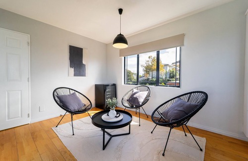 Howick Maison | Family Friendly Oceanview Howick Home - Pets+