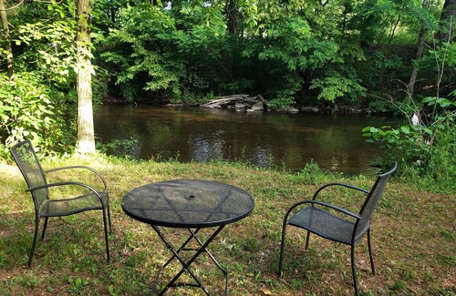 Waupaca Maison | Family Friendly on the Crystal River