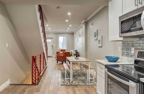 Dickinson Narrows Maison | Family-Friendly Philly Home w/ Yard!