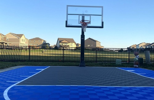 Gretna Maison | FAMILY FRIENDLY/POOL/BASKETBALL COURT/IN-GROUND TRAMPOLINE