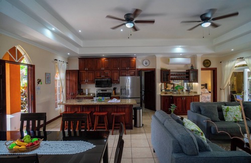Bejuco Maison | Family-Friendly Pool Home Near Tropical Beach