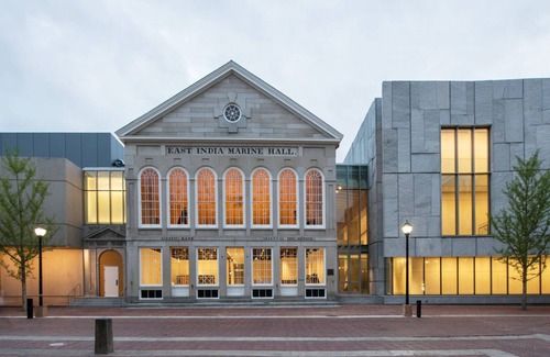 Danvers Maison | Family-friendly Property in Boston Danvers with Onsite Starbucks & Free Parking
