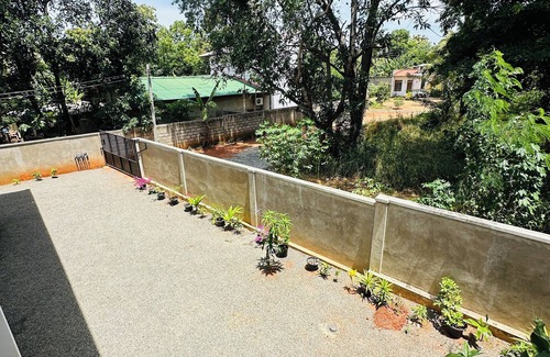 Anuradhapura Appartement | Family-Friendly, Quiet Apartments with Full Kitchen in Anuradhapura
