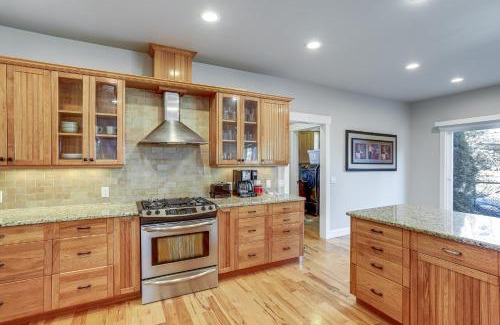 Pinehurst Maison | Family-Friendly Seattle Getaway 9 Mi to Downtown!