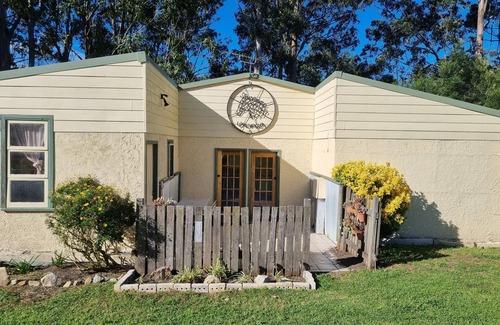Falls Creek Cabine | Family Friendly, Self-contained Cabin w/Creek Views & Outdoor Firepit