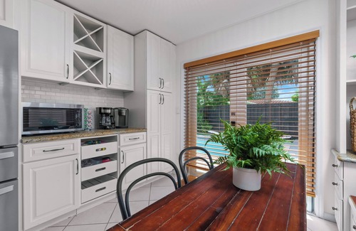 South Corals Maison | Heated Pool. Waterfall. Game Room. Central Location. Family Friendly. Sleeps 10