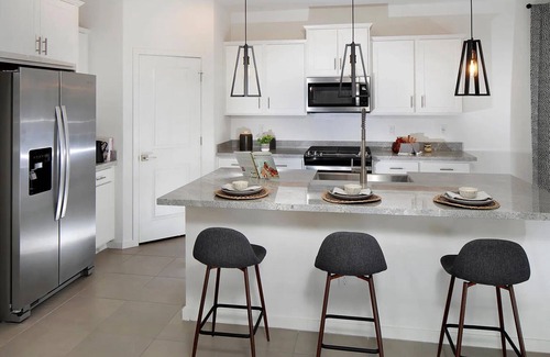 Maricopa County Maison | Family-Friendly 4BR Escape: Work, Play, Relax!