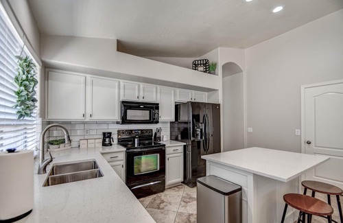 Laredo Ranch Maison | Family Friendly fun!