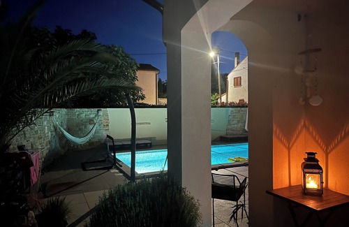 Krnica Maison | NOUVEAU maison de vacances ELMASO **** Noah m. PRIV. Piscine, 4x air conditionné, TV, lave-linge
