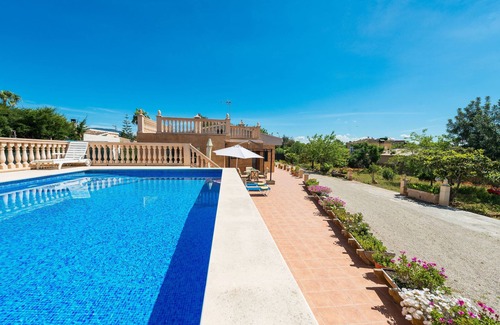 Es Garrovers Villa | Villa familiale "Ses Llegitimes" avec piscine