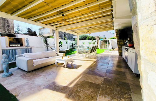 Pignan Villa | Villa chaleureuse en famille