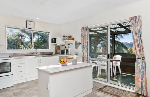 Lake Tarawera Cottage | Plaisir en famille au bord du lac - Maison de vacances du lac Tarawera