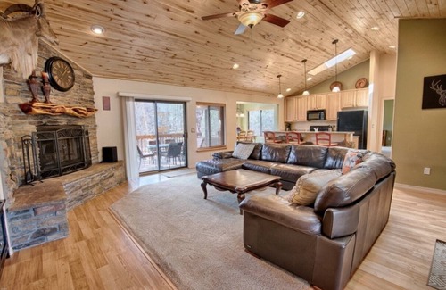 Pinetop Cabine | Animaux admis de plain-pied 1680 m² Pinetop Lakes CC 3bd 2 ba Cabine 3bd 2ba