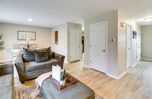 Monroeville Maison | Family Getaway 16 Mi to Pittsburgh!