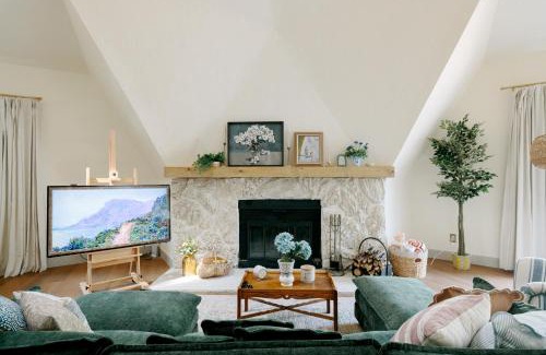 Payson Maison | Family Getaway Foxwood Cottage in Star Valley!