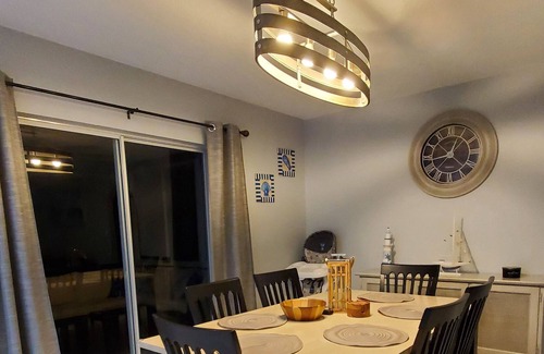 New Port Richey Maison | Family Getaway In Beautiful 3BDR POOL House