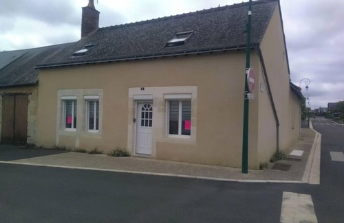 Villiers-au-Bouin Maison | Gîte familiale au cœur du village