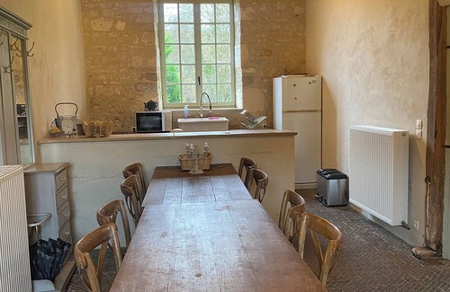Accolay Cottage | Gîte familial dans le parc d'un monument historique - Bourgogne Chablis -11 pers