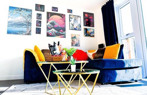Bordesley Appartement | Family, Group & Contractor Stay - Sleeps Upto 9 Guests with Free Parking