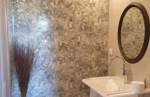 Bazouges-sur-le-Loir Lit Et Petit-Déjeuner | Family guesthouse near La Flèche, pets allowed