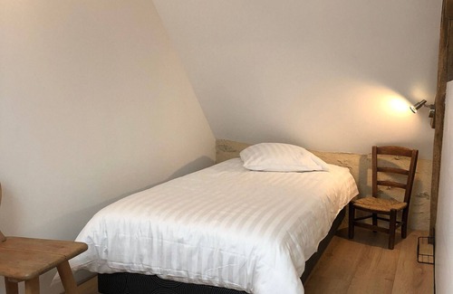 Bazouges-sur-le-Loir Lit Et Petit-Déjeuner | Family guesthouse near La Flèche, pets allowed
