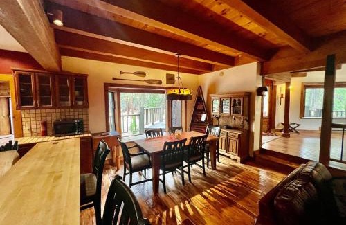 Graeagle Maison | Family Haven in Graeagle CA w/King Bed Suite