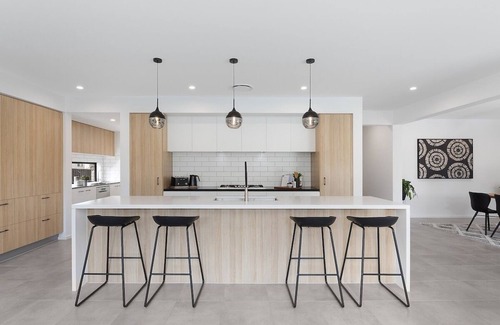 Illawong Maison | Family Haven - pool+ kids + pets