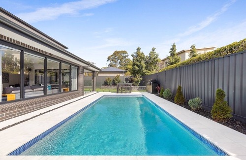 Illawong Maison | Family Haven - pool+ kids + pets